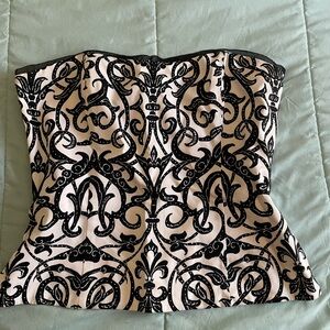 Black and White Strapless Top